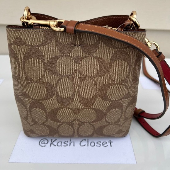 COACH Bucket Bag Mini Town In Signature Canvas Rainbow - Picture 5 of 9